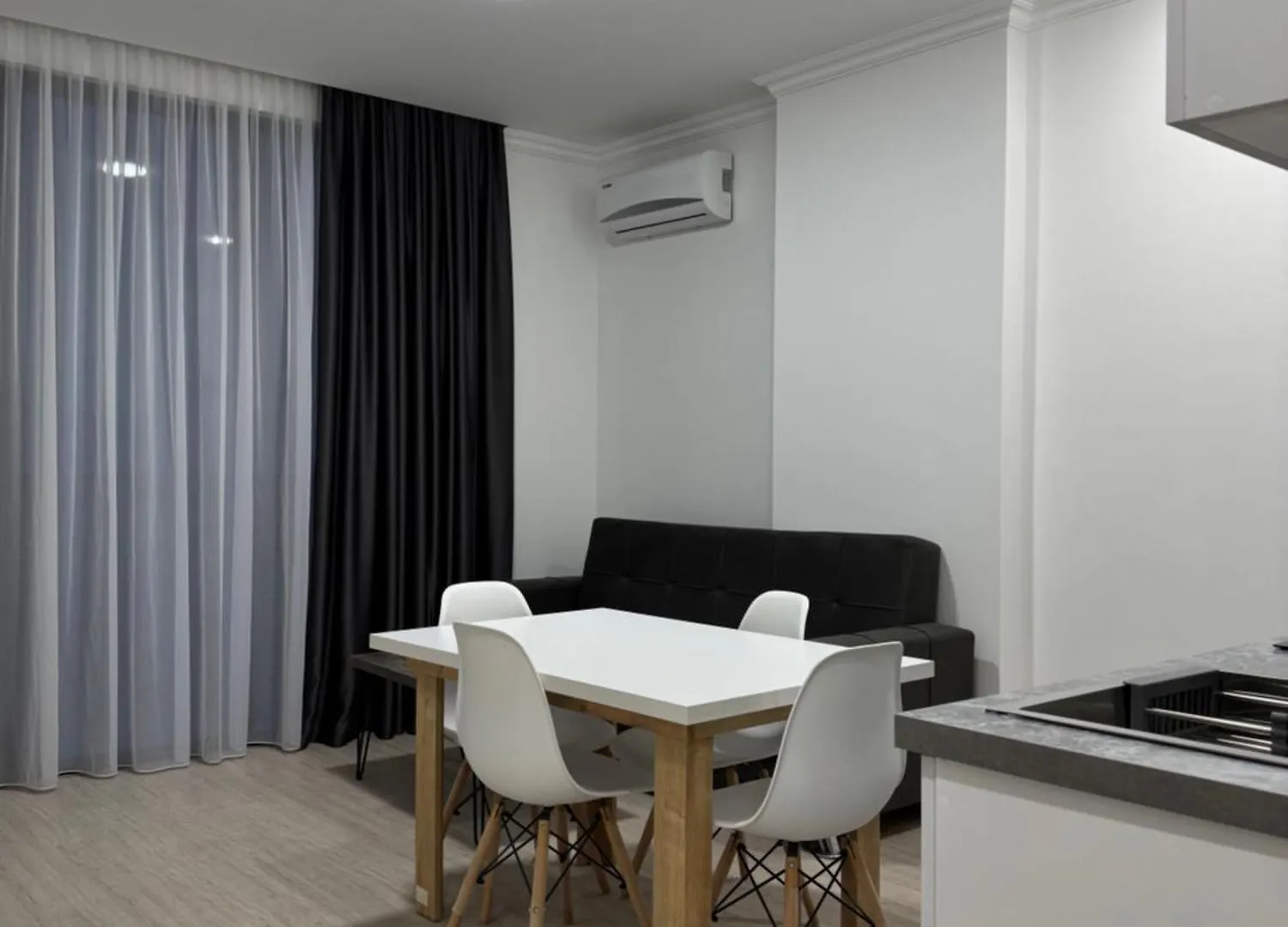 Almare - By Continental Aparthotel Batumi 0*,  Georgia