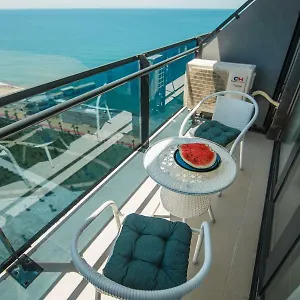 شقة فندقية Orange Sky Beach Tower, باتومي